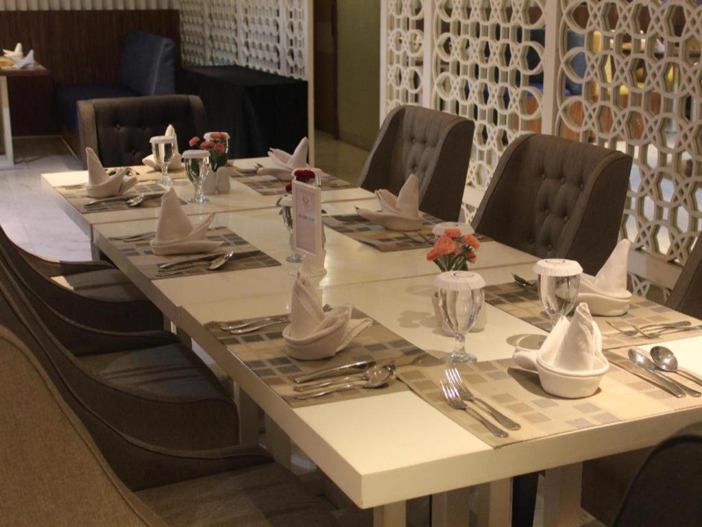 G'Sign Hotel Banjarmasin Banjarmasin  Kültér fotó