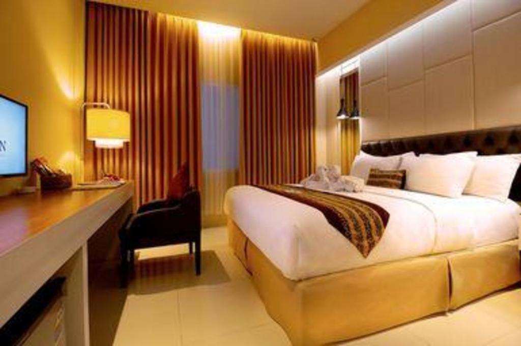 G'Sign Hotel Banjarmasin Banjarmasin  Kültér fotó